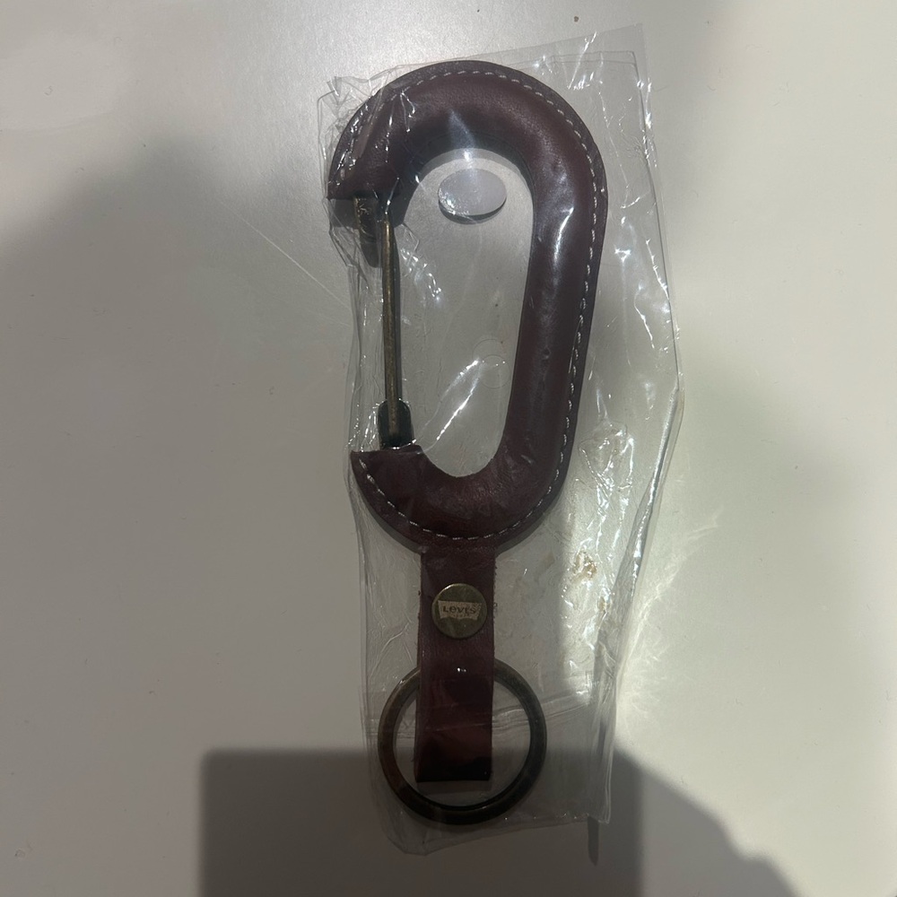 Levi's Carabiner Keychain